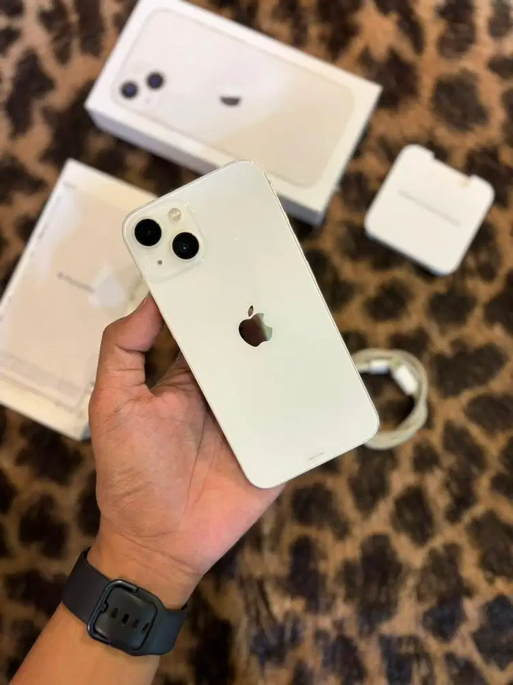 iPhone 13 128GB BH96 Resmi (Starlight)