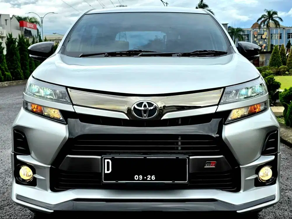 KM26rb! TOYOTA VELOZ 1.5 GR LIMITED AVANZA SILVER MICA
