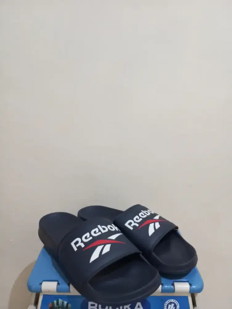 Sandal Reebok (BNWT)