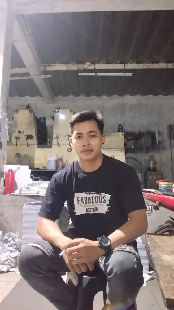 Mencari pekerjaan apa saja