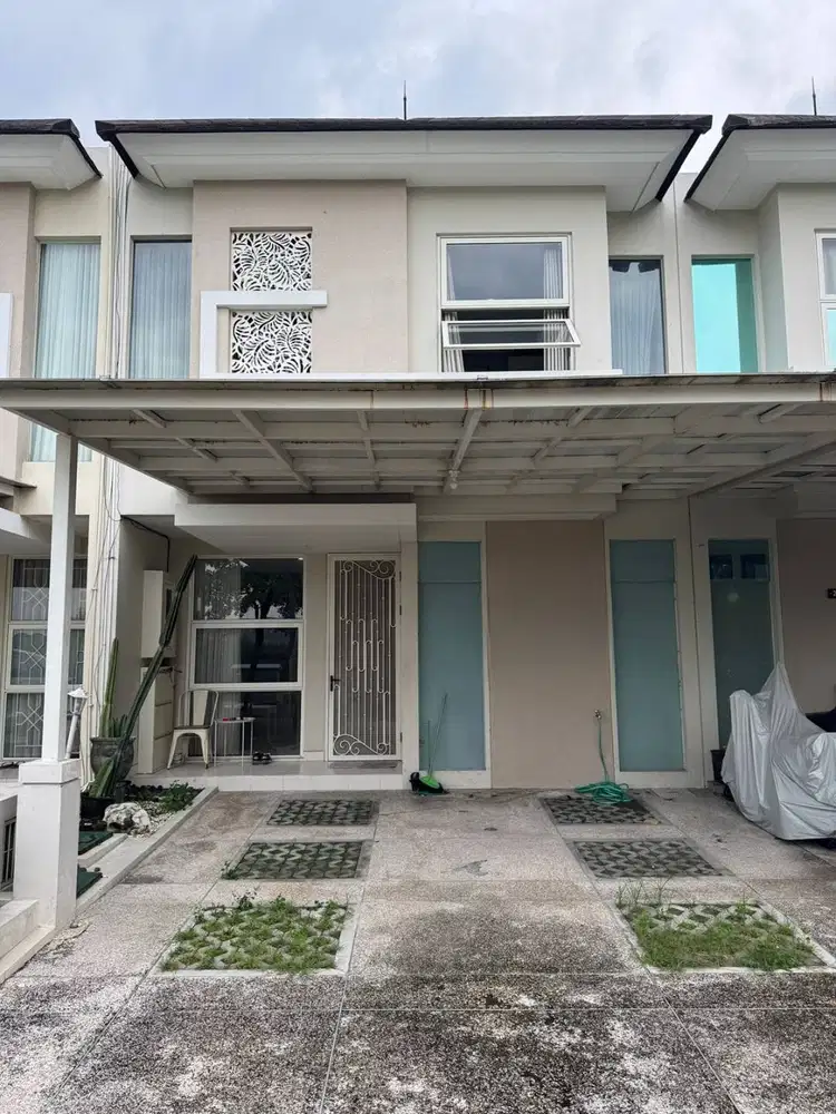 Dijual Rumah Pakuwon City Grand Island Suvadiva 2 Lantai Semi Furnish