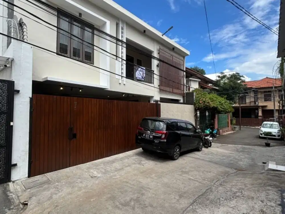 Disewakan Rumah Brand New Semi Furnished di Ampera Jakarta Selatan