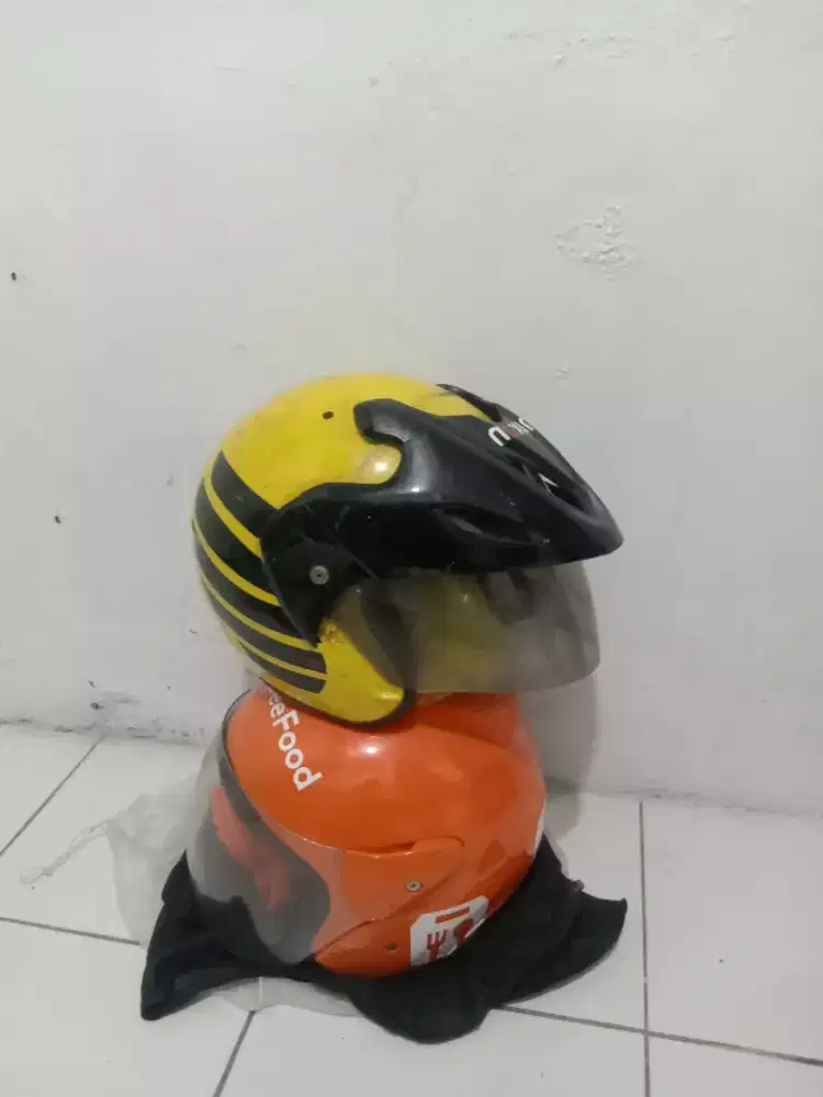 Helm Halp face atribut