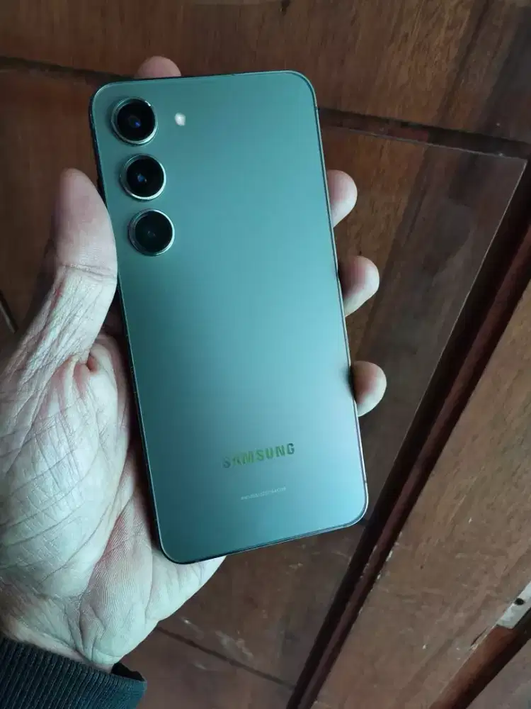 Samsung s23 8/128 hp + kabel casan