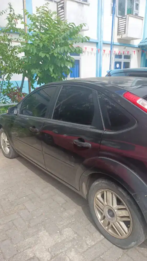 Mobil Ford Focus 2008 Matic, Warna Hitam
Plat Baru 
Kilometer 315.456