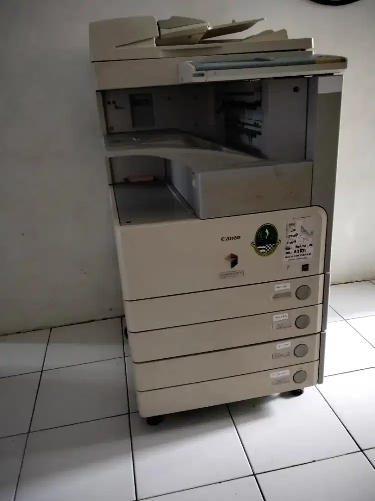 Mesin fotocopy ir3035
