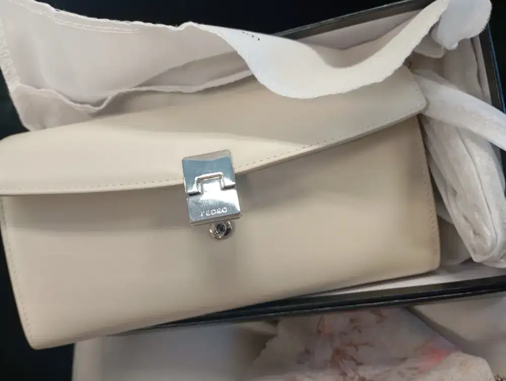 Clutch / Dompet Wanita Pedro Ori New Segel