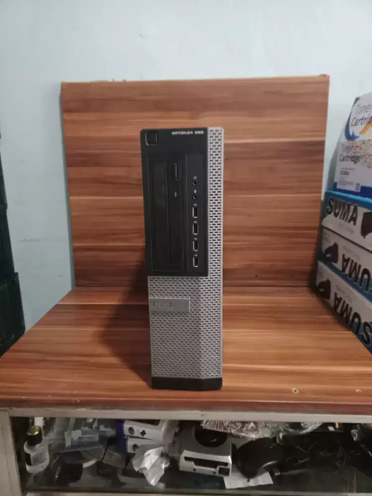 Komputer Dell optiplex 990 Intel Core I3 Gen 2, Ram 4 GB, HDD 250 GB
