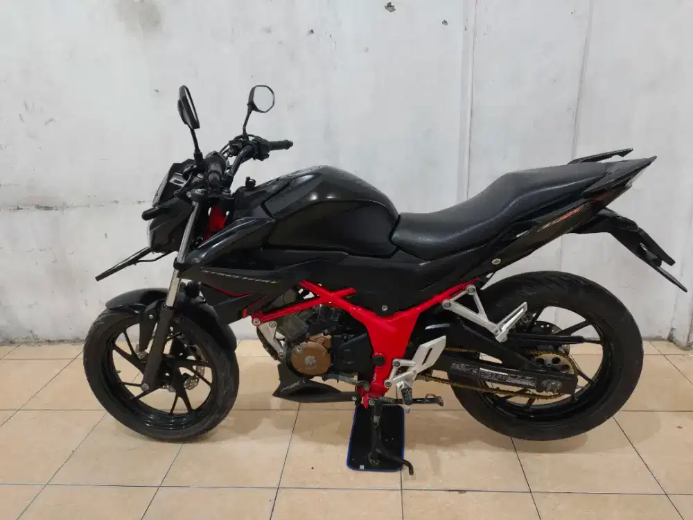 Dijual CB150R 2018 pemakaian 2019