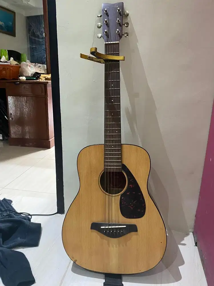 YAMAHA FG JUNIOR