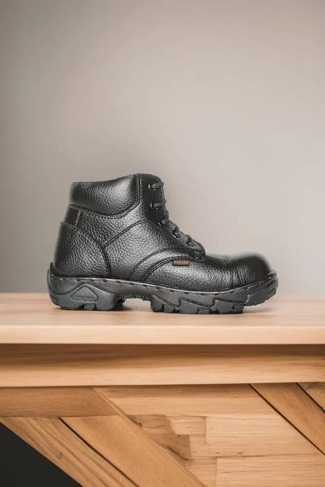 Premium Sepatu SNI waterproof Sidoarjo