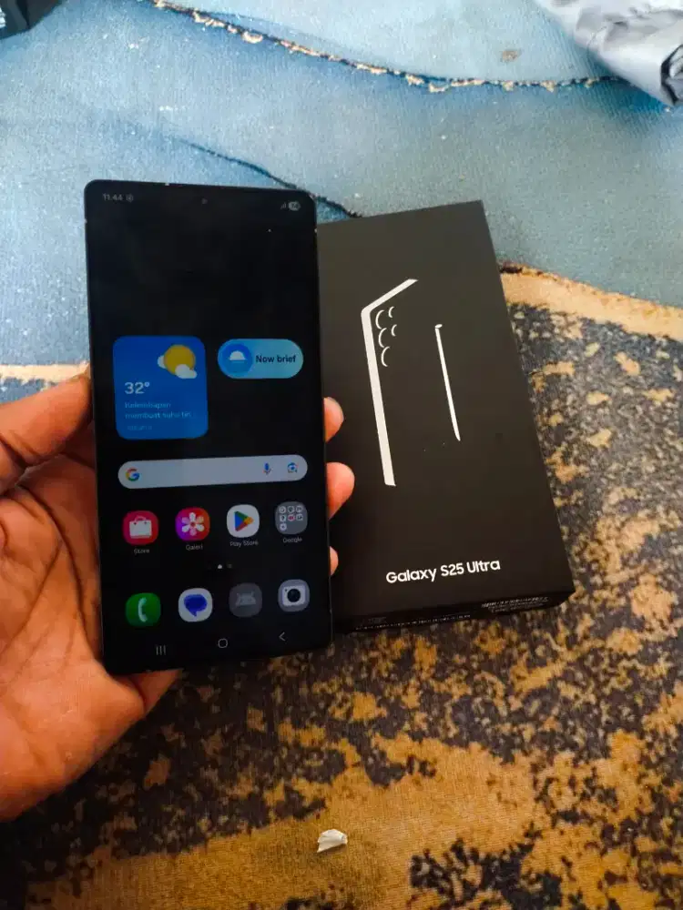 Samsung S25 Ultra 12/512gb sein baca deskripsi bisa tt hp