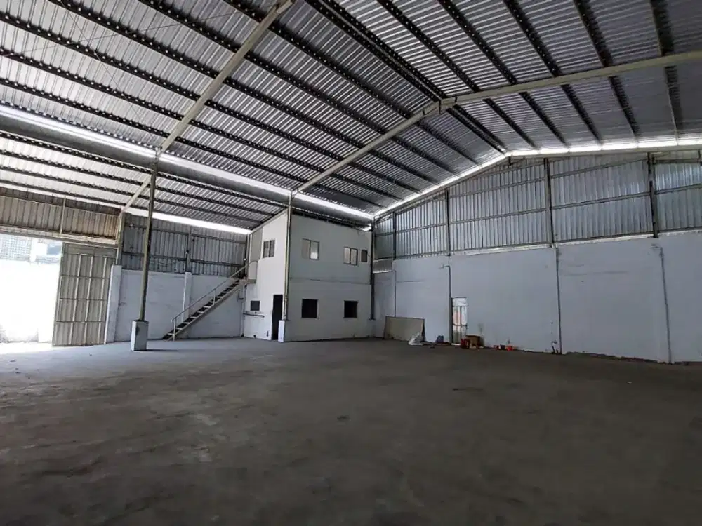 Gudang Siap Pakai, Belakang Superindo Tropodo Waru Sidoarjo