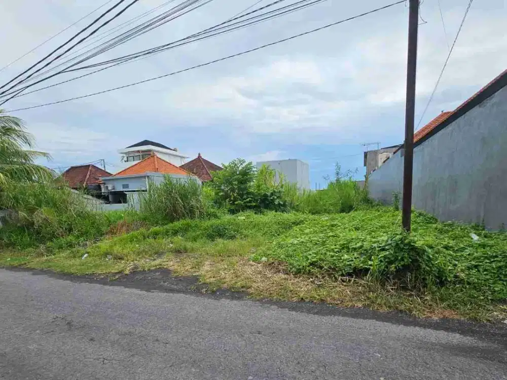 Tanah Luas 7.33are dekat Pantai Cemagi area Investasi Komersil yg Strategis Zona Pariwisata