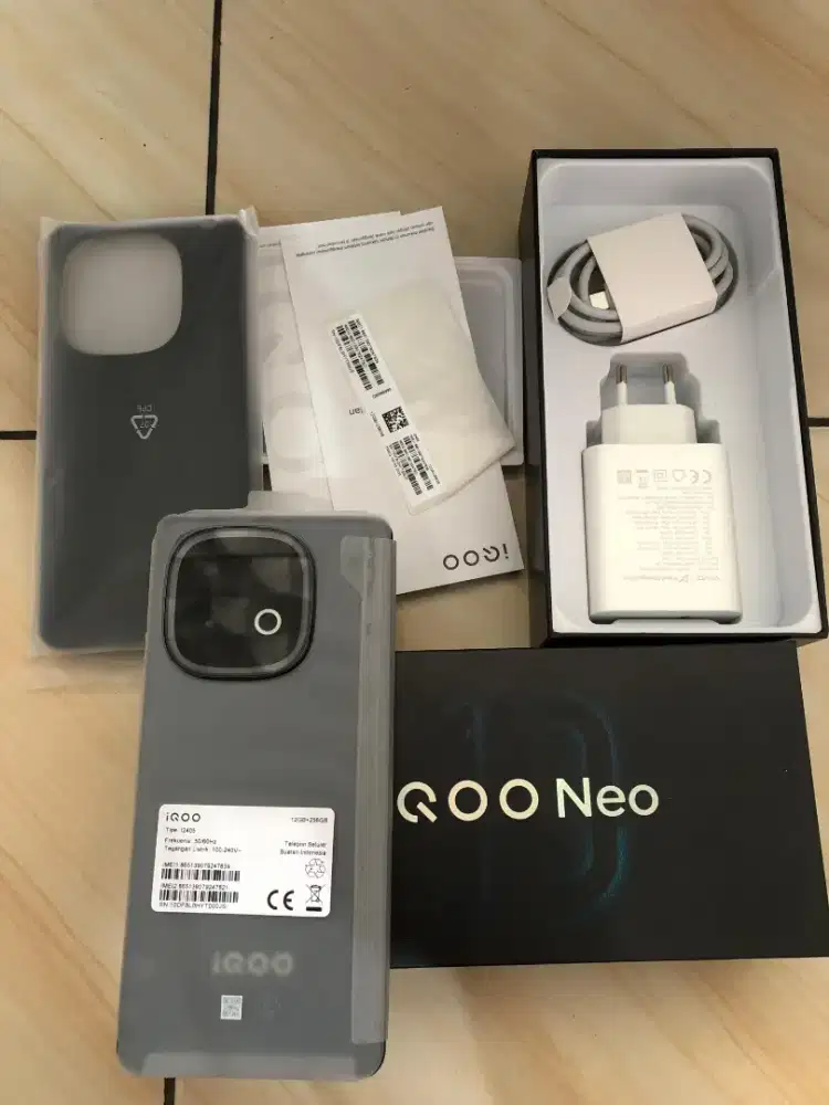 VIVO IQOO neo 10 5g ( bukak box saja )