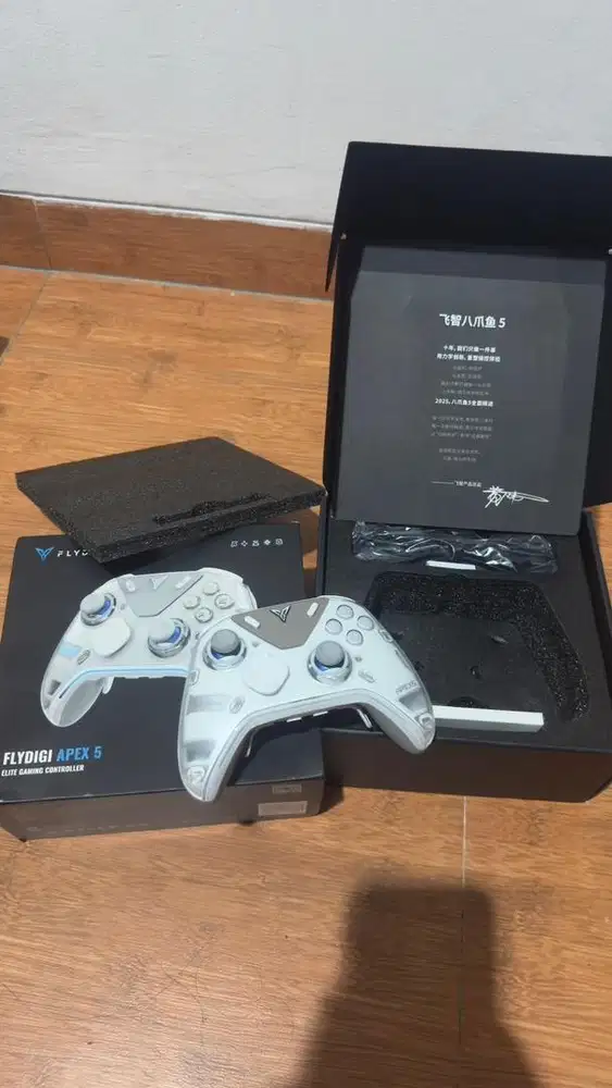 Flydigi Apex 5 Gamepad
