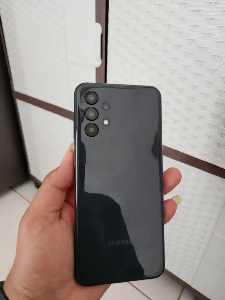 Samsung A13 6-128 black
