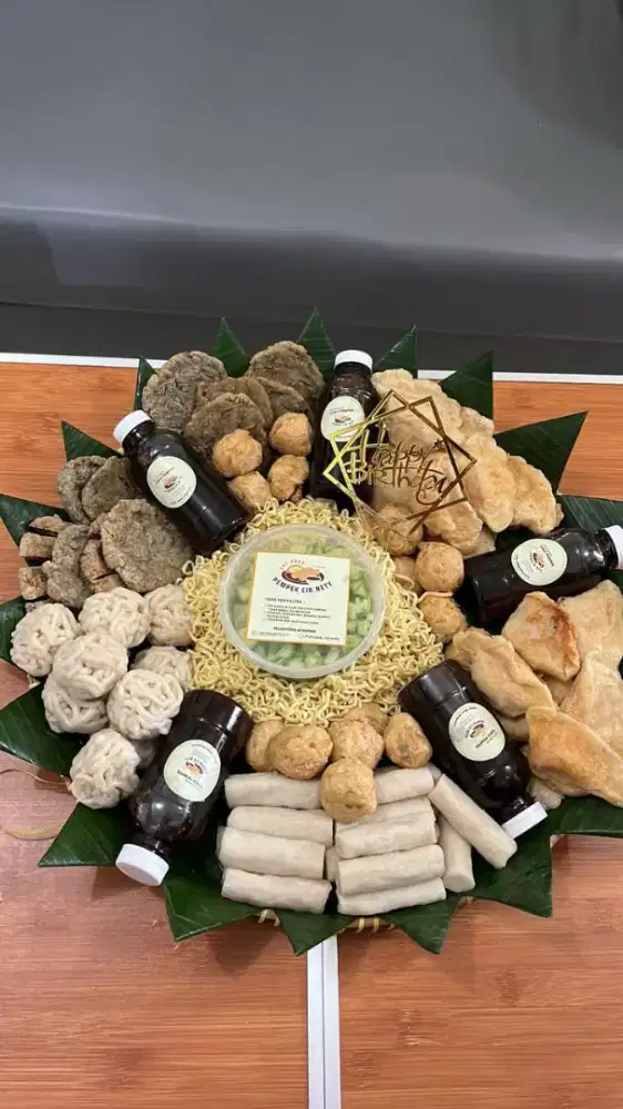 Dibutuhkan Segera Pekerja untuk bantu Operasional Resto Pempek