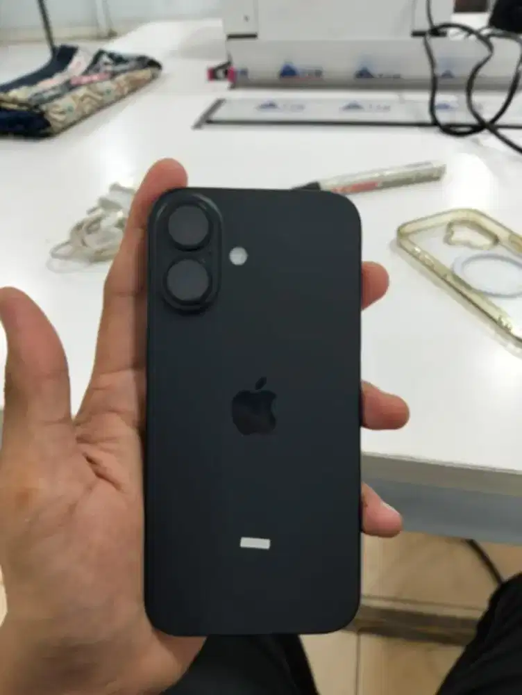 iPhone 16 128gb iBox