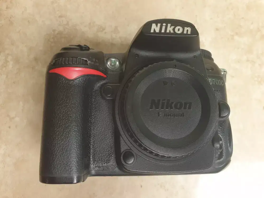 Nikon D7000 BODY ONLY MINUS