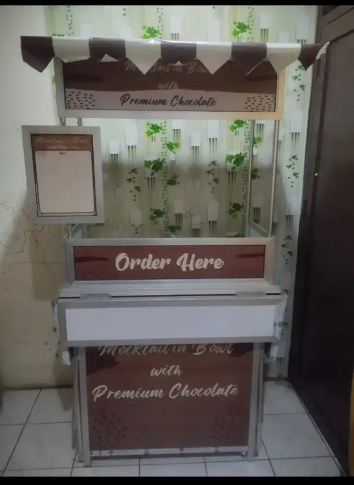 Gerobak atau booth portable