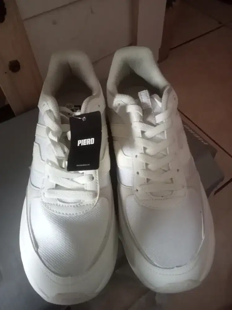 sepatu piero jogger v54