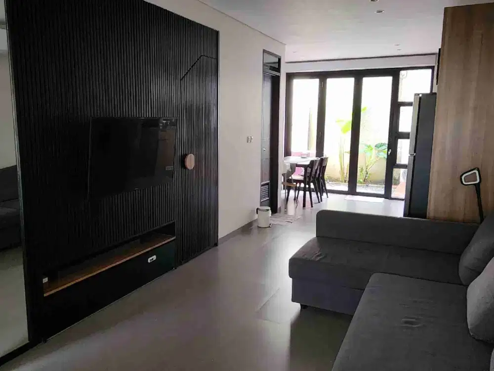 Dijual Rumah Rapi Baru Renovasi di Modernland Tangerang