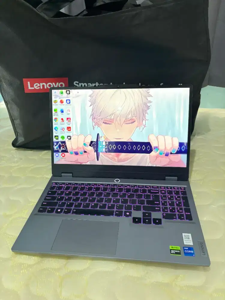 Laptop  gaming  loq intel