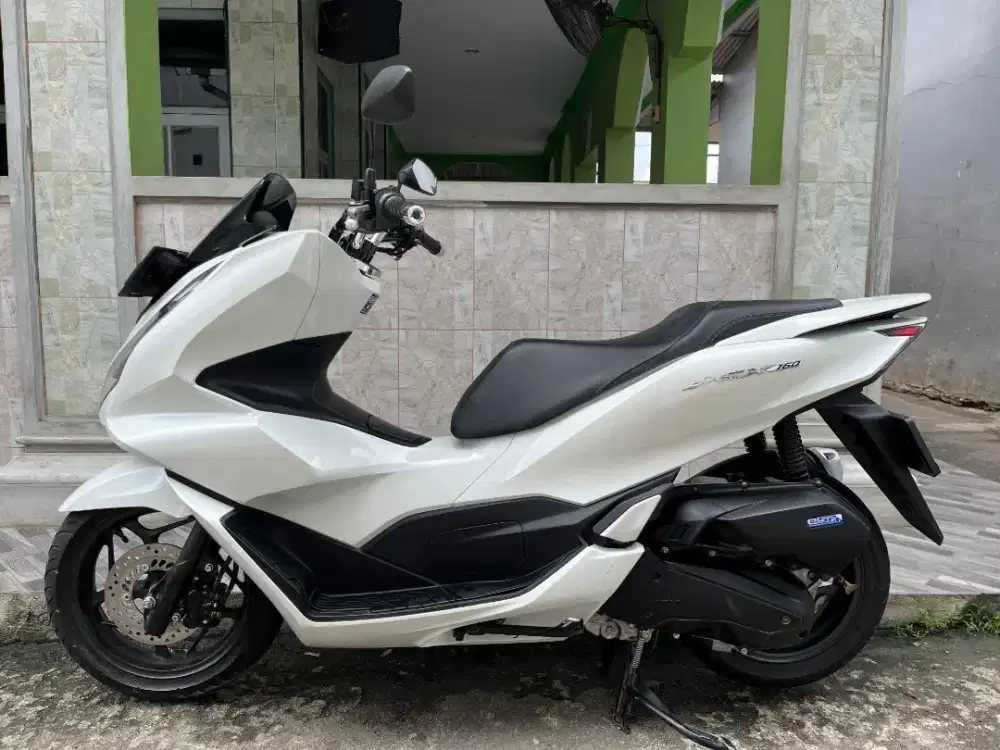 HONDA PCX 160CC FULL ORISINIL KM 12K MOTOR SIAP PAKEK