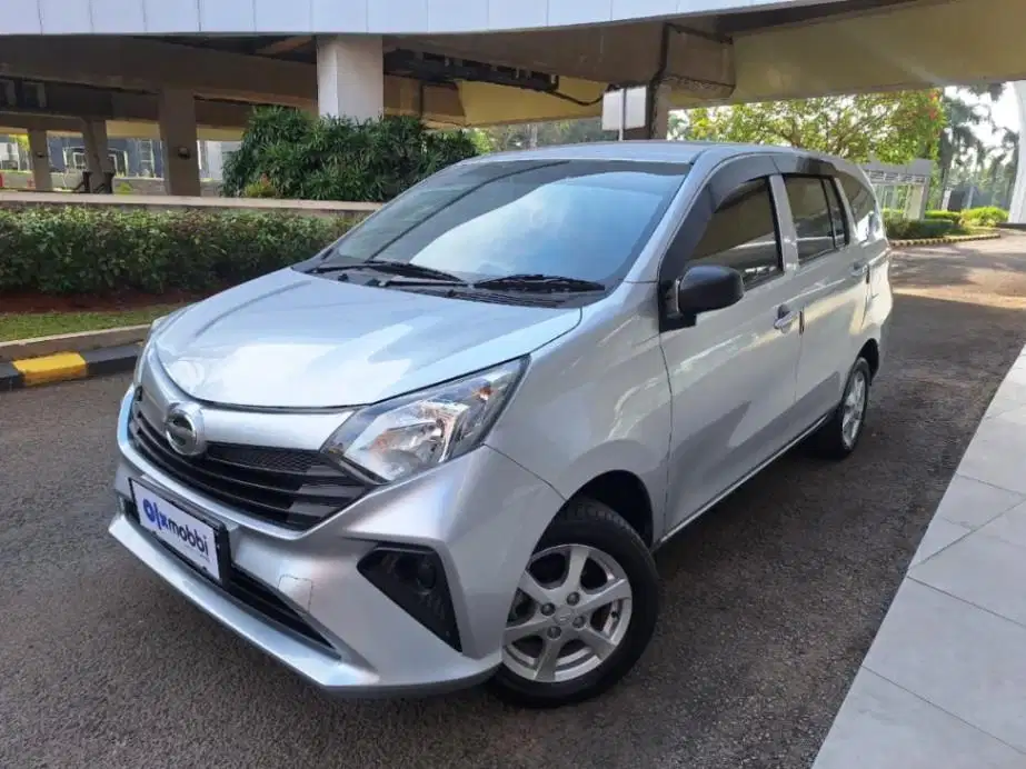 DP MURAH Daihatsu Sigra 1.0 D Bensin-MT 2021 Silver C4HFT