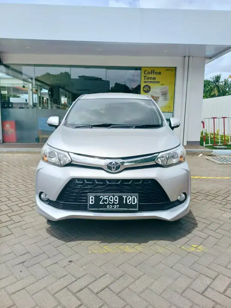 Toyota Avanza Veloz 2017 AT – Silver