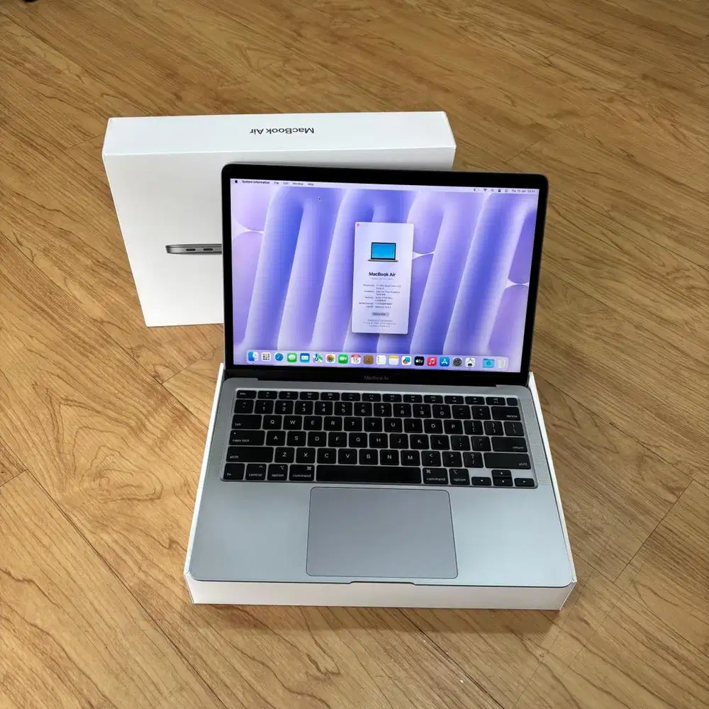 MacBook Air Retina 13 2020 i3 8/256