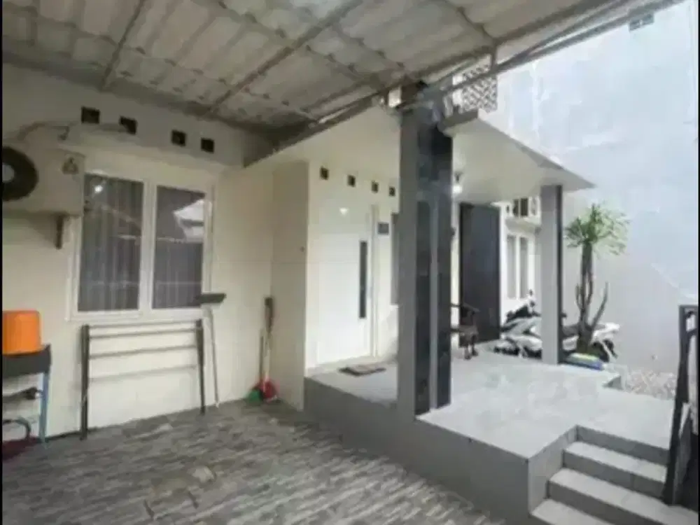 Rumah Ini Bukan Buat Semua Orang-4 Kamar di Jalan Raya Candigebang Depok