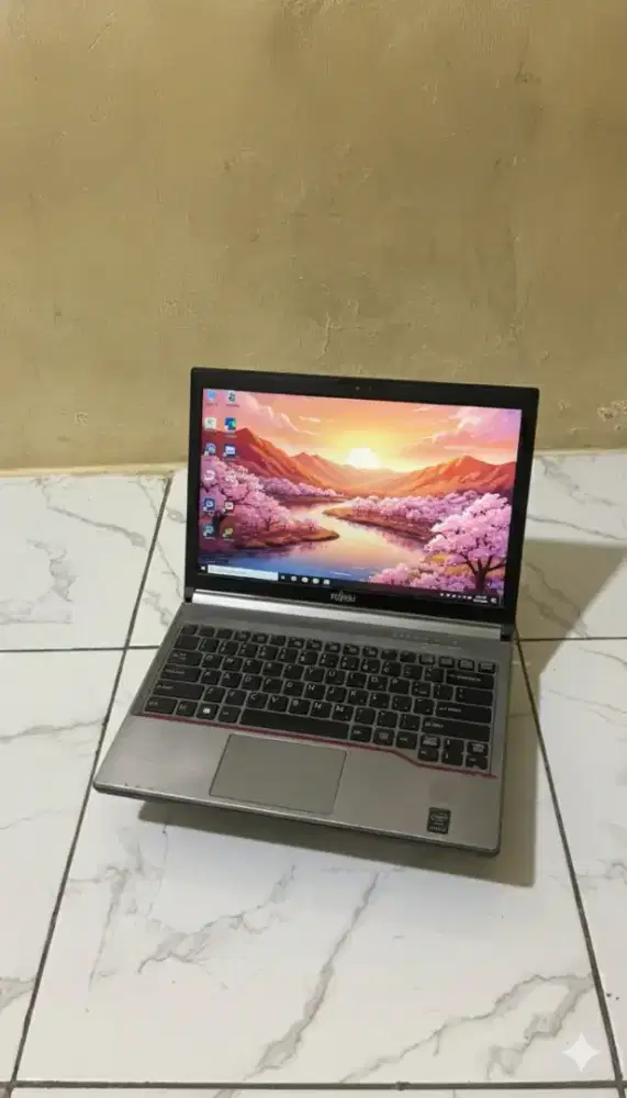 Fujitsu Lifebook E Series Intel Core i5 || Haswell Gen 4 ||