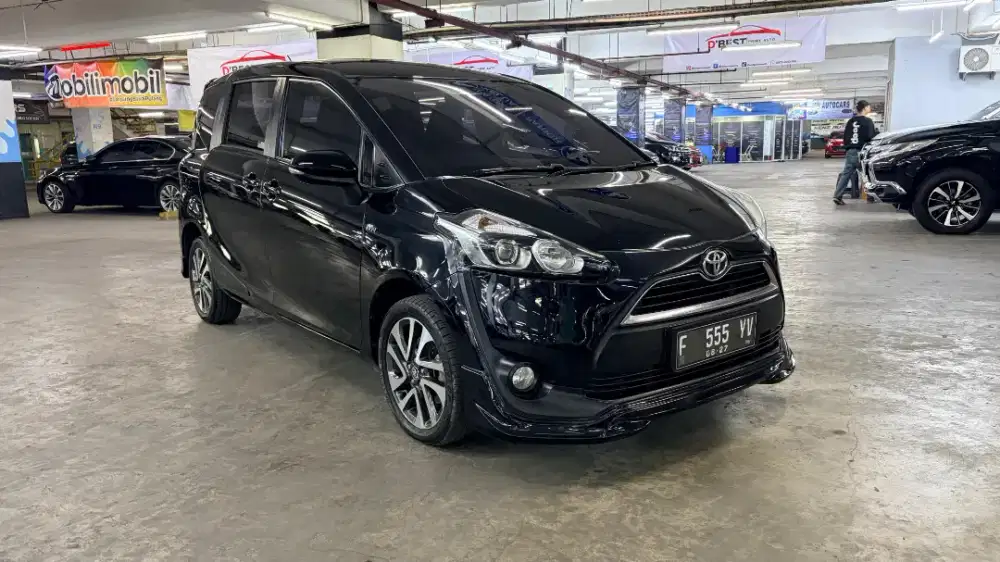 Sienta V A/T 2016 (TDP 8 jt)