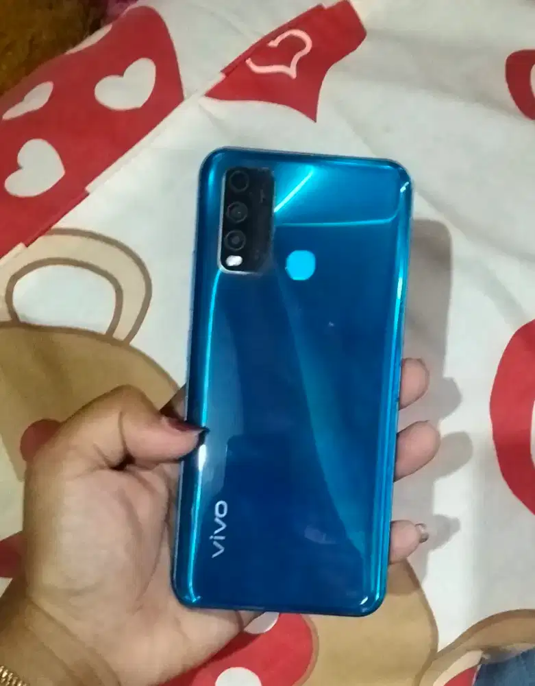 Vivo y30i ram 4+1/64!.
