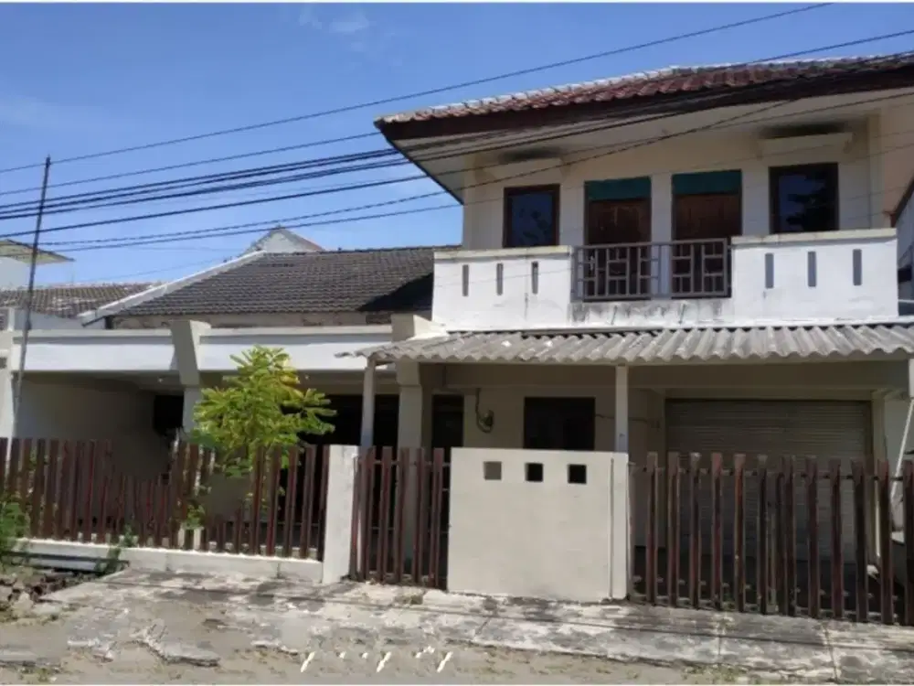 Rumah di Jemur Andayani