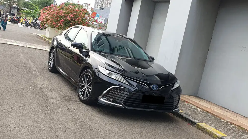 Toyota Camry 2.5 Hybrid TSS Sunroof JBL AT 2022/2023