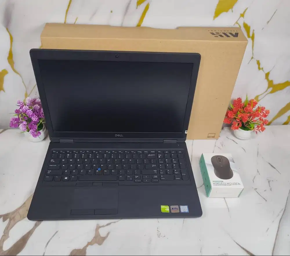 DELL LATITUDE 5590