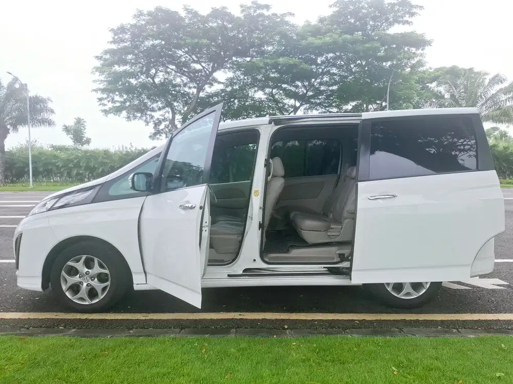 Mazda Biante 2013 Bensin