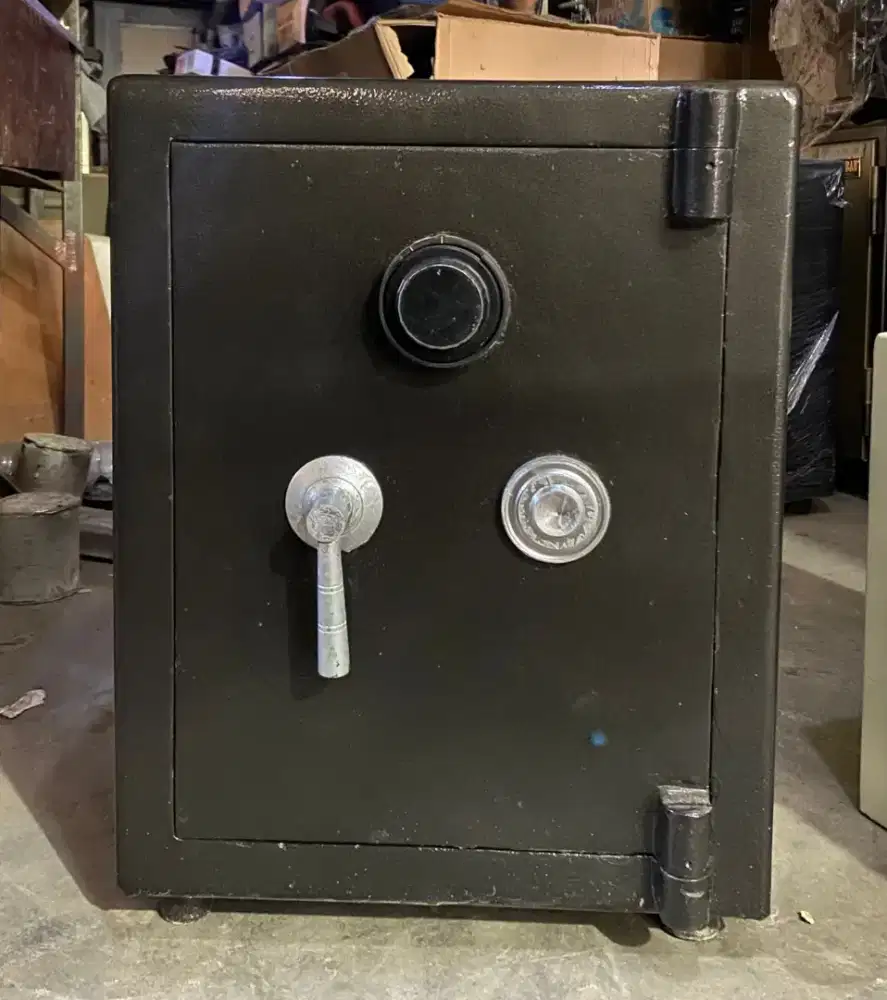 Brankas A1 kunci LN brangkas tahan api safety box