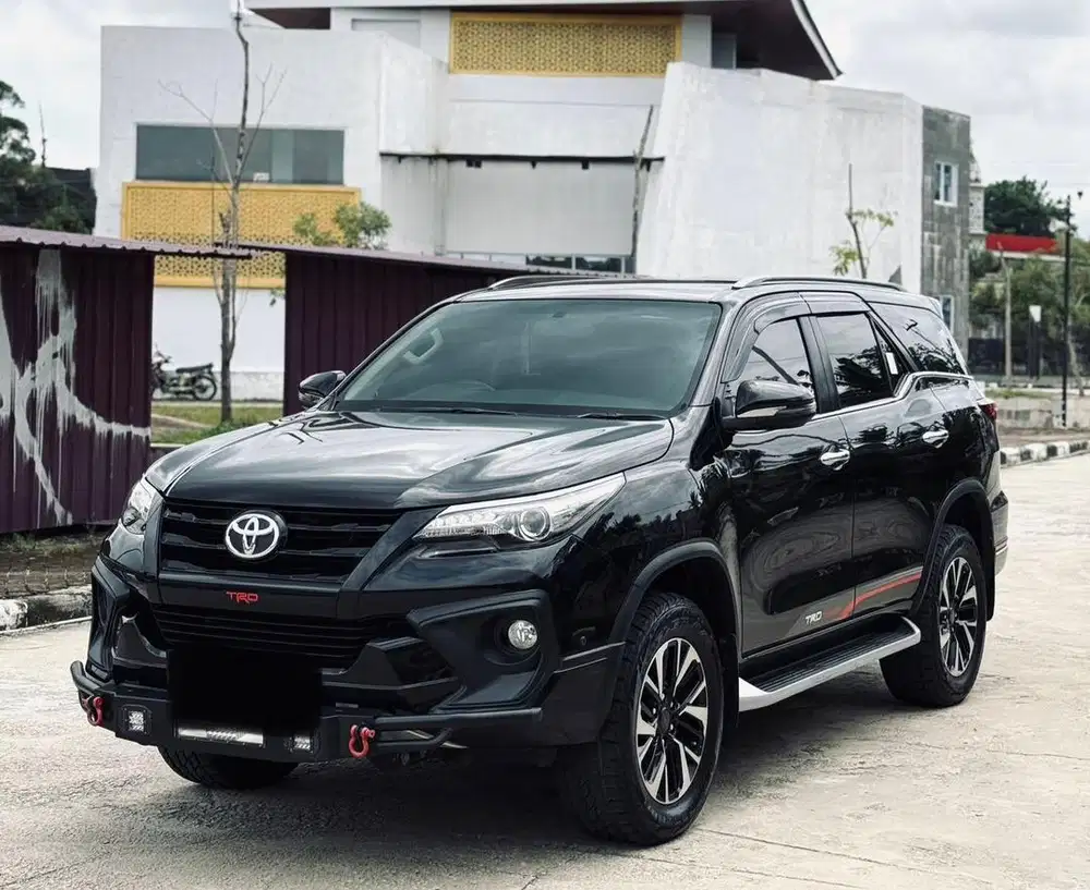 FORTUNER VRZ TRD TAHUN 2017