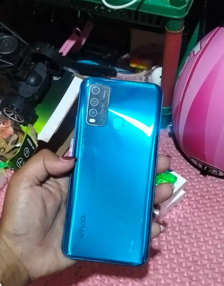 Vivo y30i ram 4+1/64!.