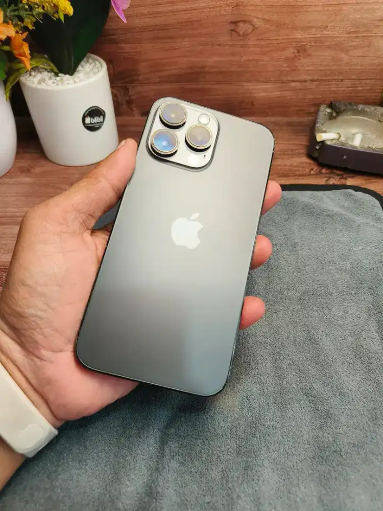 Iphone 14 pro max 128 gb space black mulus fullset garansi resmi ibox