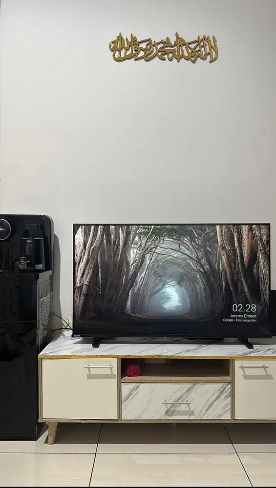 For sale!!! TOSHIBA ANDROID LED TV 43 MULUUSS SEPERTI BARU