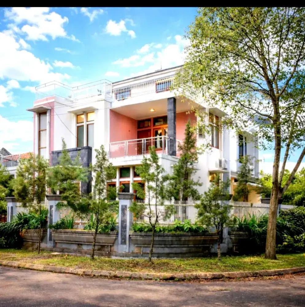 Rumah Di Batununggal Komplek Di Hook Cuma 3,5 M