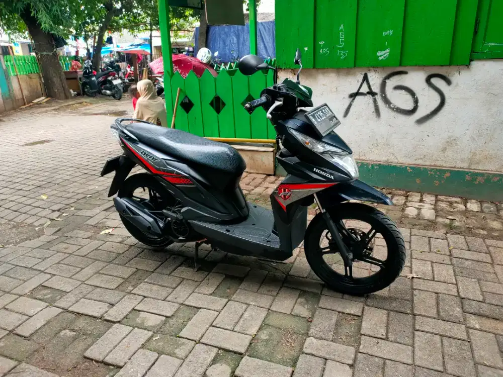 Honda Beat ECO 110 Pajak Hidup Tahun 2017