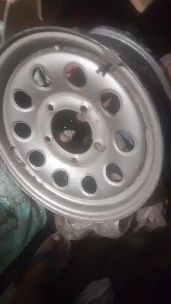 Veleg R15 seken tapi masih mulus