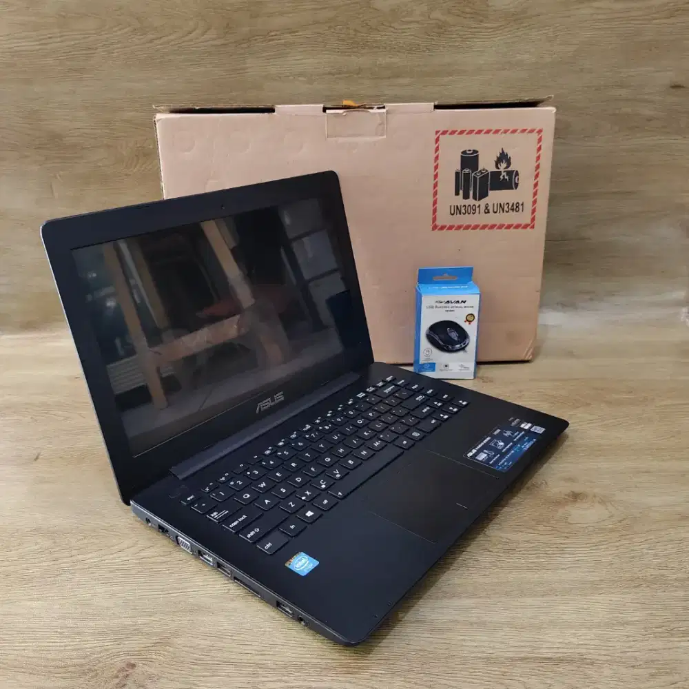 Laptop Asus Slim Ram 8GB  bonus Mouse Baru Siap pakai [Bisa Diantar
