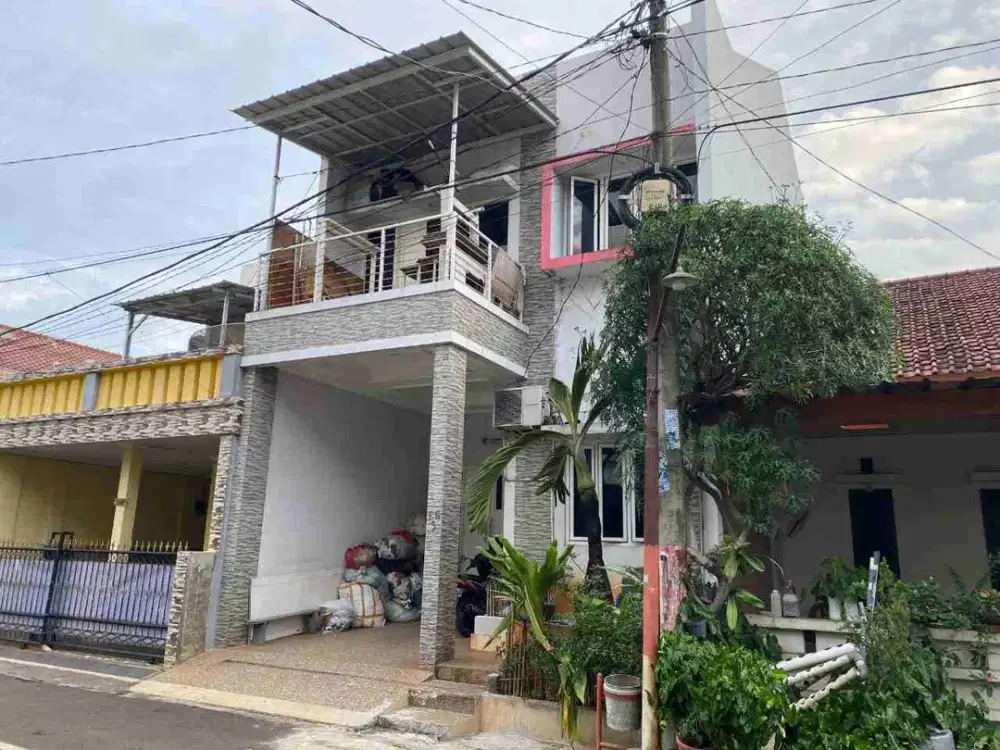 Rumah 2 Lantai Cocok utk Segala Usaha di Jl Raya Kranggan.